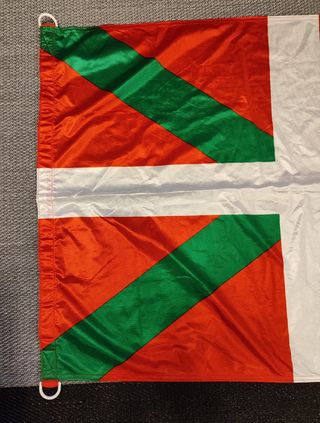 Ikurriña - Bandera de Euskadi