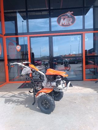 MOTOAZADA STIHL MH 700