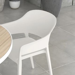 Set 4 Sedie da Giardino in Plastica Impilabili con