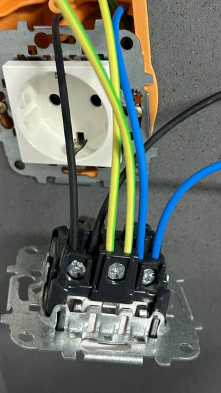 Electricista ECONÓMICO VALENCIA con experiencia
