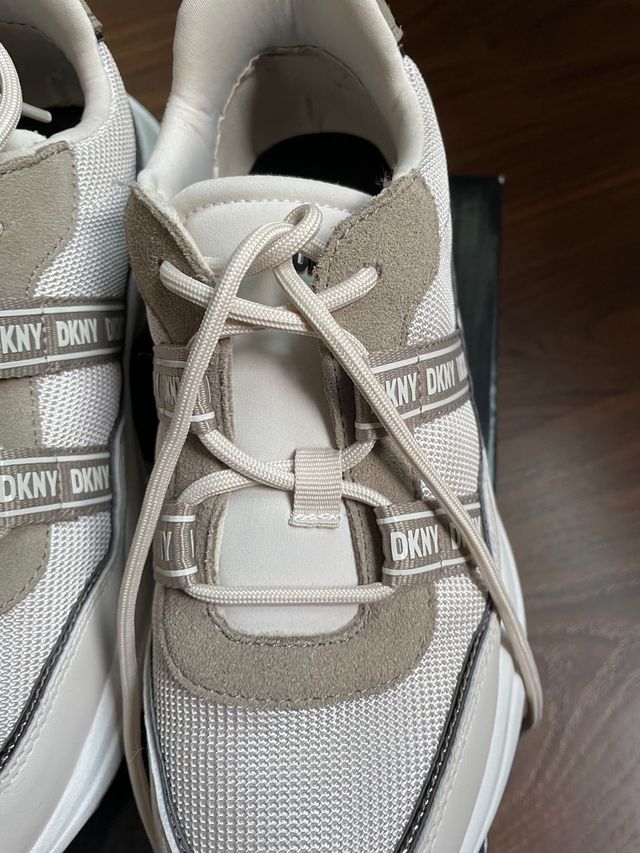 Sneakers DKNY
