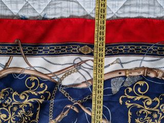 Foulard "Marc Laury" in fantasia 