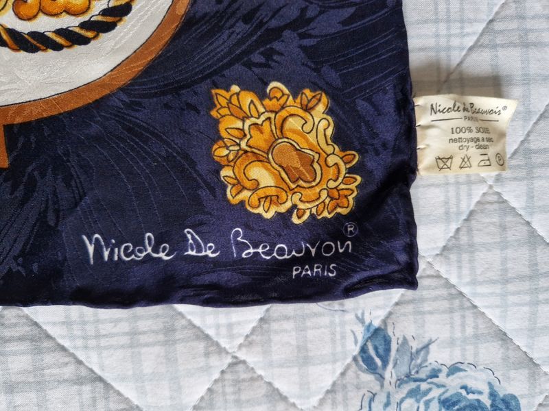 Foulard En Soie Vintage Nicole De Beauvoir - Multicolore - Occasion Très Bon état