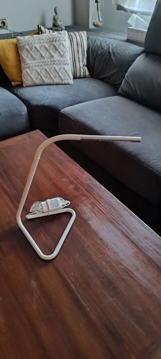 Lampara escritorio IKEA