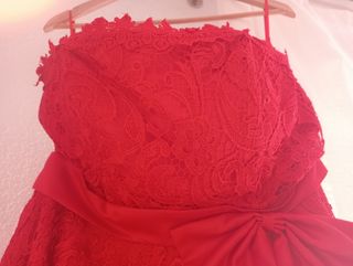 Vestido Rojo cola Talla 44