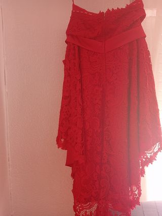 Vestido Rojo cola Talla 44