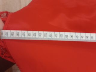 Vestido Rojo cola Talla 44