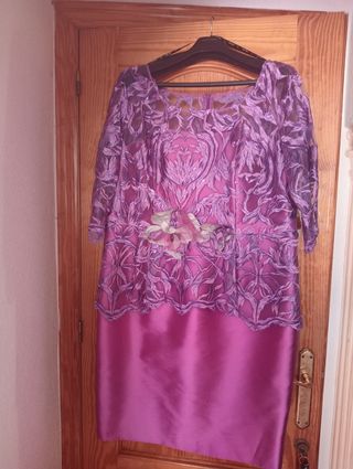 Vestido de Carla Ruiz talla 48 XL 
