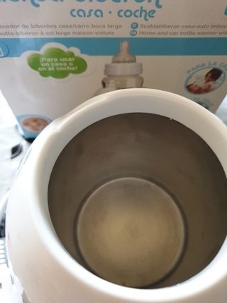 Calienta biberon: casa y coche.