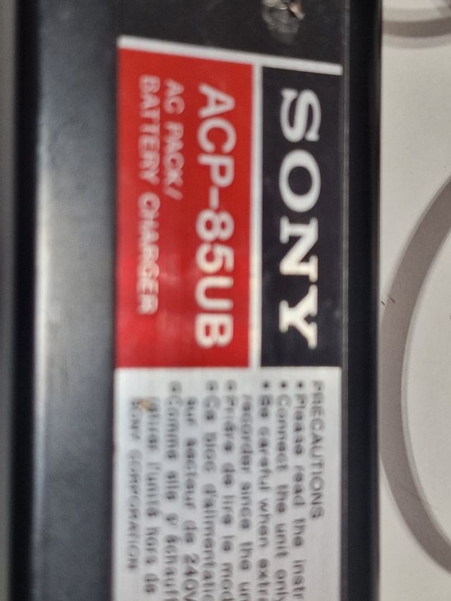 Batería sony con cable de alimentación
