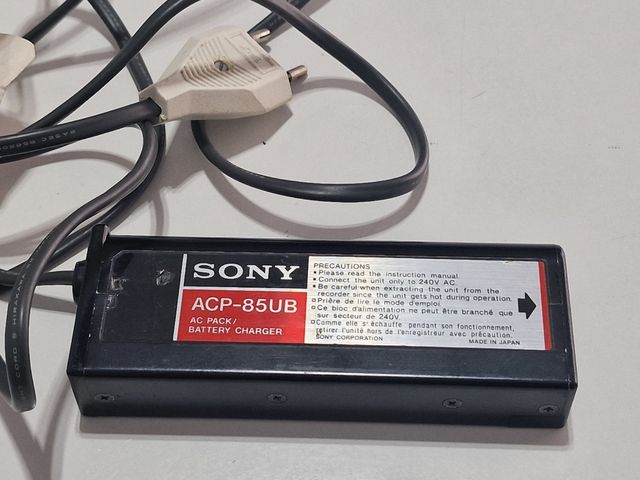 Batería sony con cable de alimentación