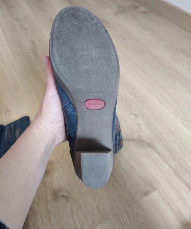 Botas altas azules Yokono