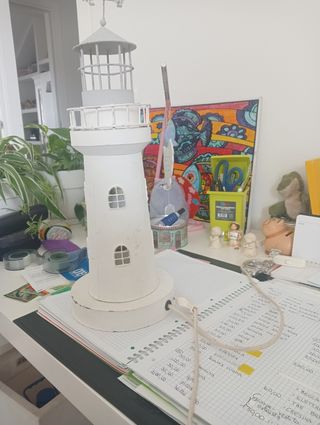 Lampada vintage a forma di faro 