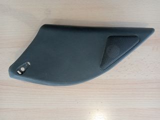 Moldura puerta altavoz fiat punto 99-10