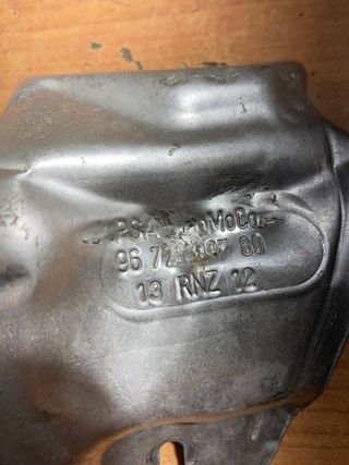 ANTICALORICO DE COLECTOR DE ESCAPE PEUGEOT/CITROËN