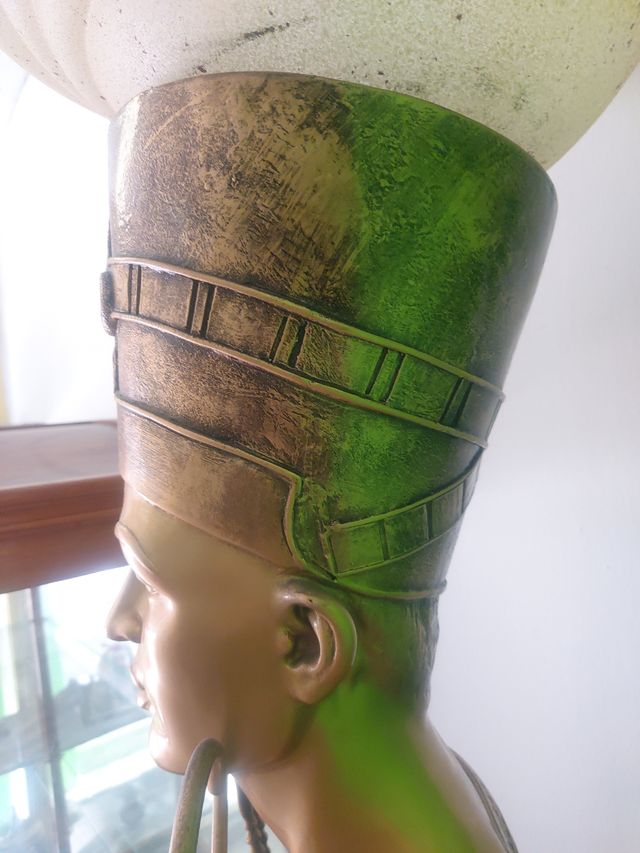 Nefertiti tamaño natural