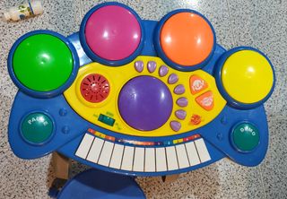 Piano Music com cadeira a funcionar