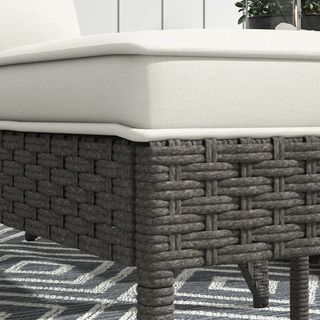 Sedia da giardino imbottita con poggiapiedi e cu