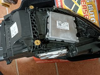 Faro porche cayenne 2022