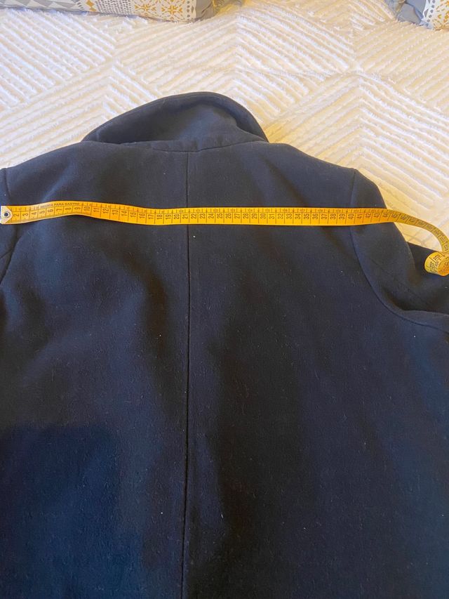 Abrigo negro de paño