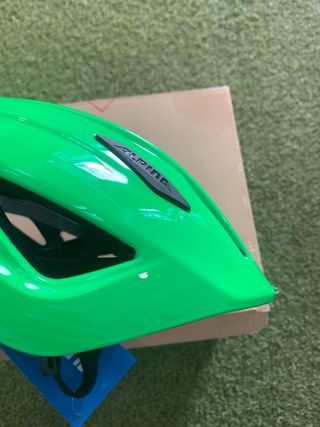 Alpina pico flash casco de bici. Nueva.