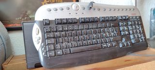 Teclado ordenador Leotec PS2
