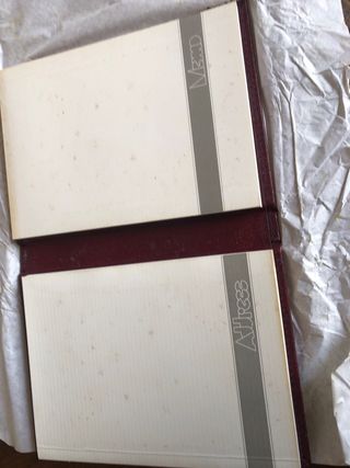 Raffinato oggetto da scrivania con lamina argento