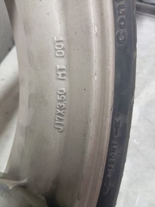 Llanta delantera Buell xb12