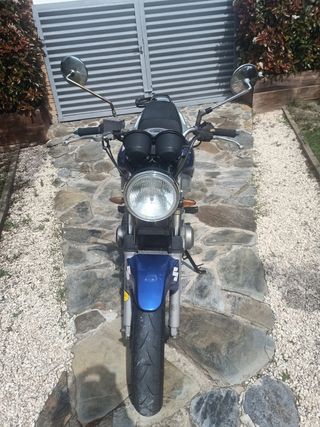 Suzuki gs 500