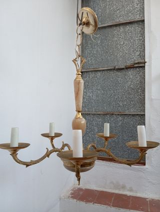 Lampara antigua techo