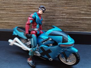 Ciclops con moto x-men