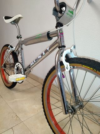 Bicicleta bmx Monty 139