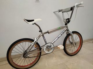 Bicicleta bmx Monty 139