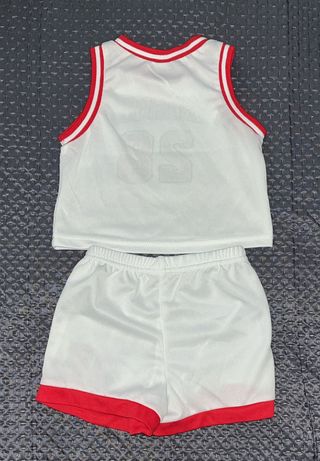 Completo basket bimbo