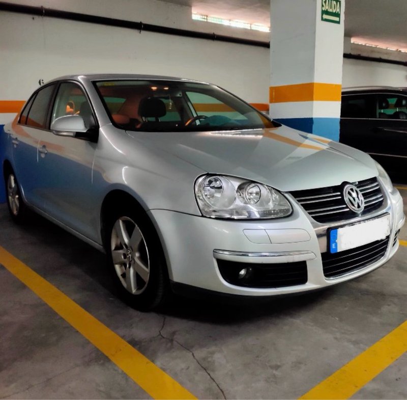 Volkswagen Jetta 2008 - foto 1
