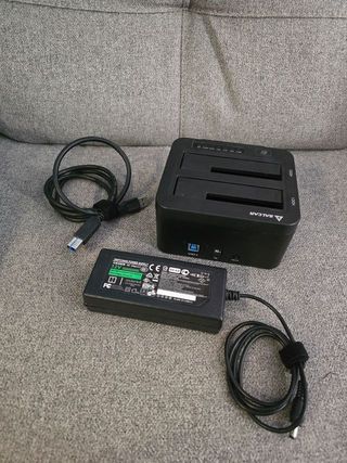 Base de conexión SALCAR para discos duros SATA/SSD