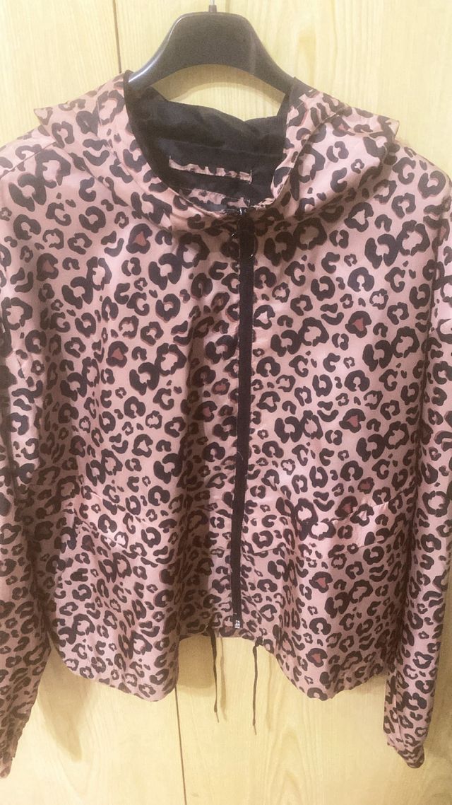 Giacchetto impermeabile maculato