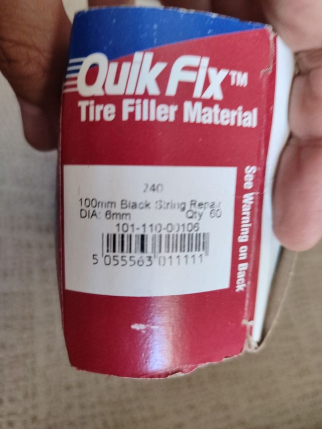 Caja de Tiras repara pinchazos