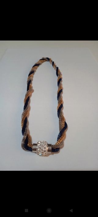 Collana colore oro e argento modello treccia donna