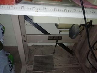 Maquina de coser / aparado de zapatos marca Global