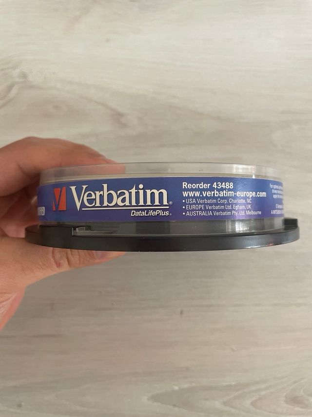 Torre DVD+RW riscrivibili