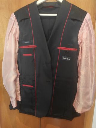 Traje Mássimo Dutti , totalmente nuevo
