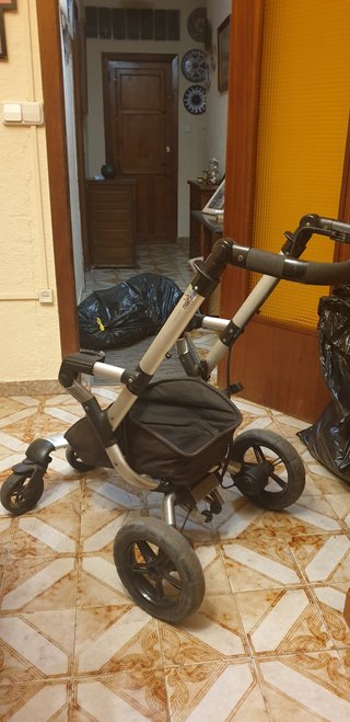 Carro Concor neo