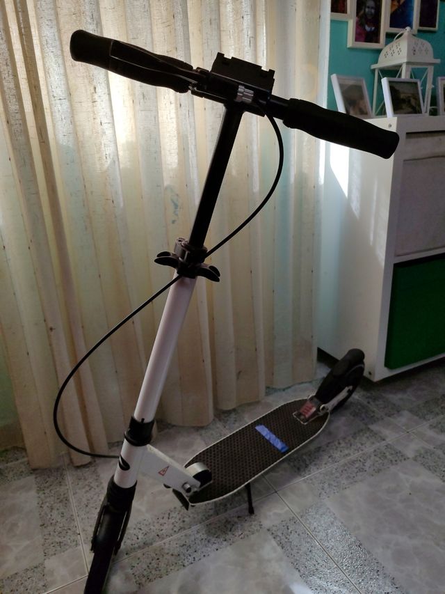 Vendo patinete nuevo