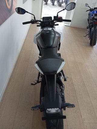 Suzuki GSX 8S BLANCA 35kw A2