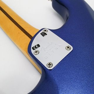 Guitarra Fender American Ultra Stratocaster HSS