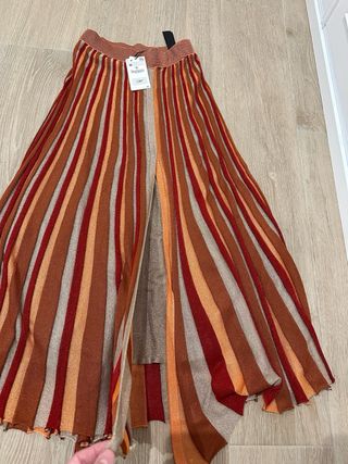 Conjunto Zara de falda plisada y top