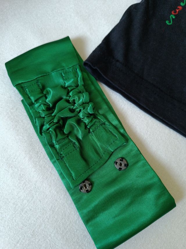 Camiseta y fajín berberisco