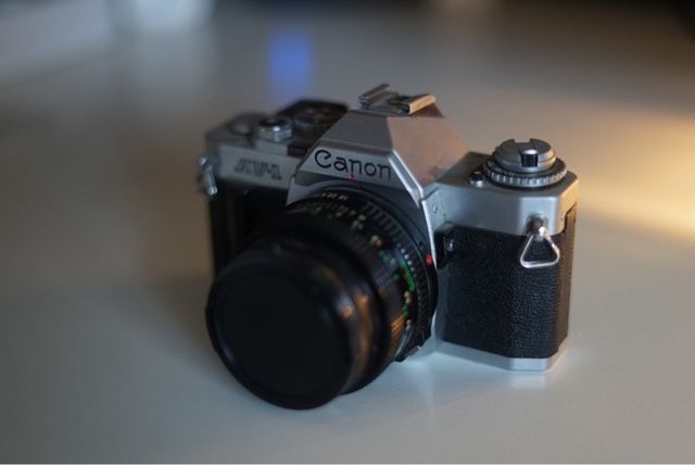 Canon Av1 reflex y objetivo 50mm canon