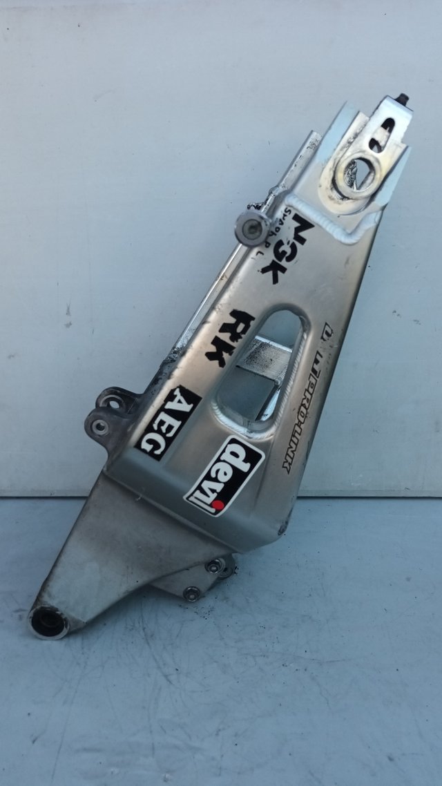 Basculante honda CBR 600 RR 2003/04